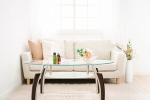 ガラスローテーブル