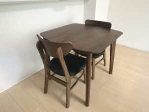 コンパクトダイニングテーブル