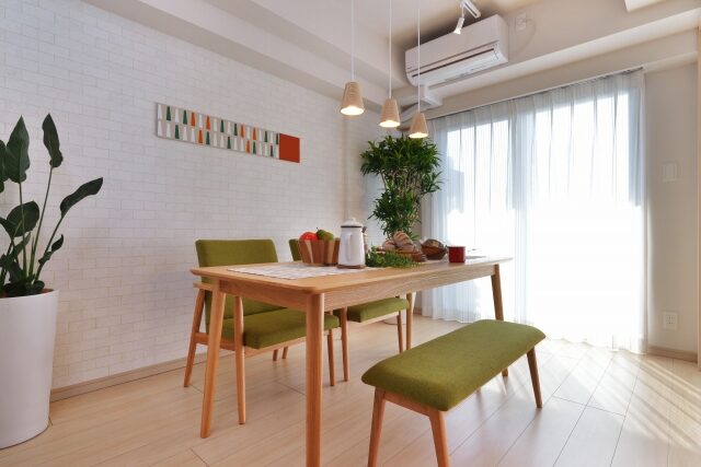 北欧ダイニングテーブル