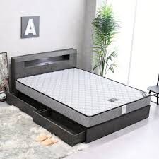 クイーンベッド