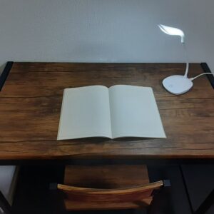 子どもの進学、巣立ちのタイミングで手放したい！学習机の処分方法