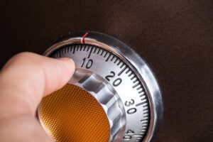 金庫の処分方法と費用完全ガイド｜粗大ごみ・売却・開かない金庫まで徹底解説