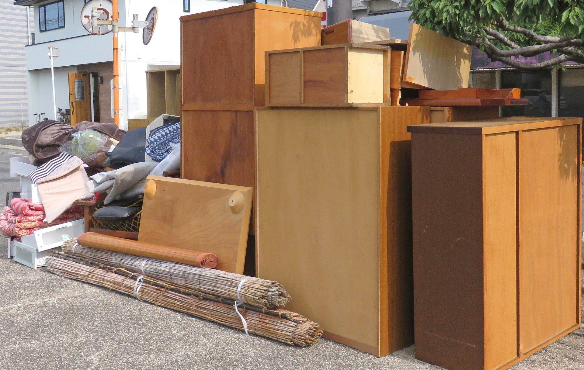 タンス　粗大ごみ