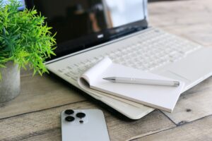 壊れたパソコンを安全に処分する方法！無料回収やデータ削除の方法も解説