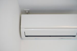 エアコンのスクラップ買取は危険？違法性や正しい処分方法を徹底解説！