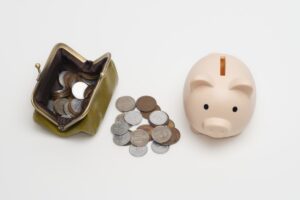 買取は何歳から使える？未成年でも不用品を売る方法と注意点を解説