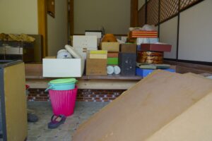 実家の片付けで売れるもの15選！見落としがちな品や高く売るコツも紹介